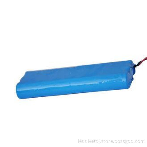 Li - ion 7.4V Emergency power Flashlight Battery Pack 7200m